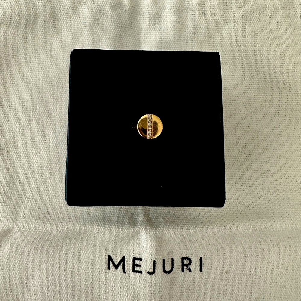 Signet Pinky Ring